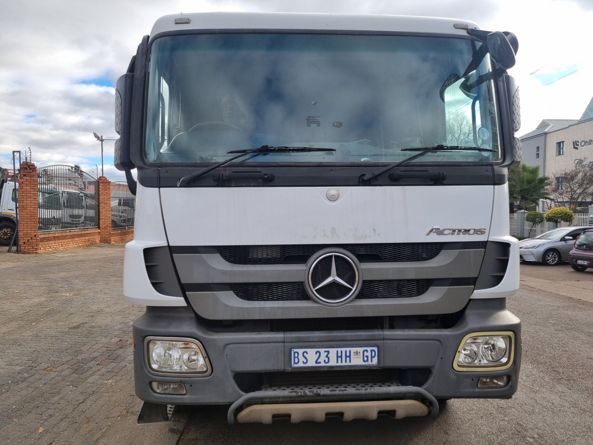 2012 MERCEDES BENZ 3344 HORSE WITH COPMA 170.3 CRANE - Image 3