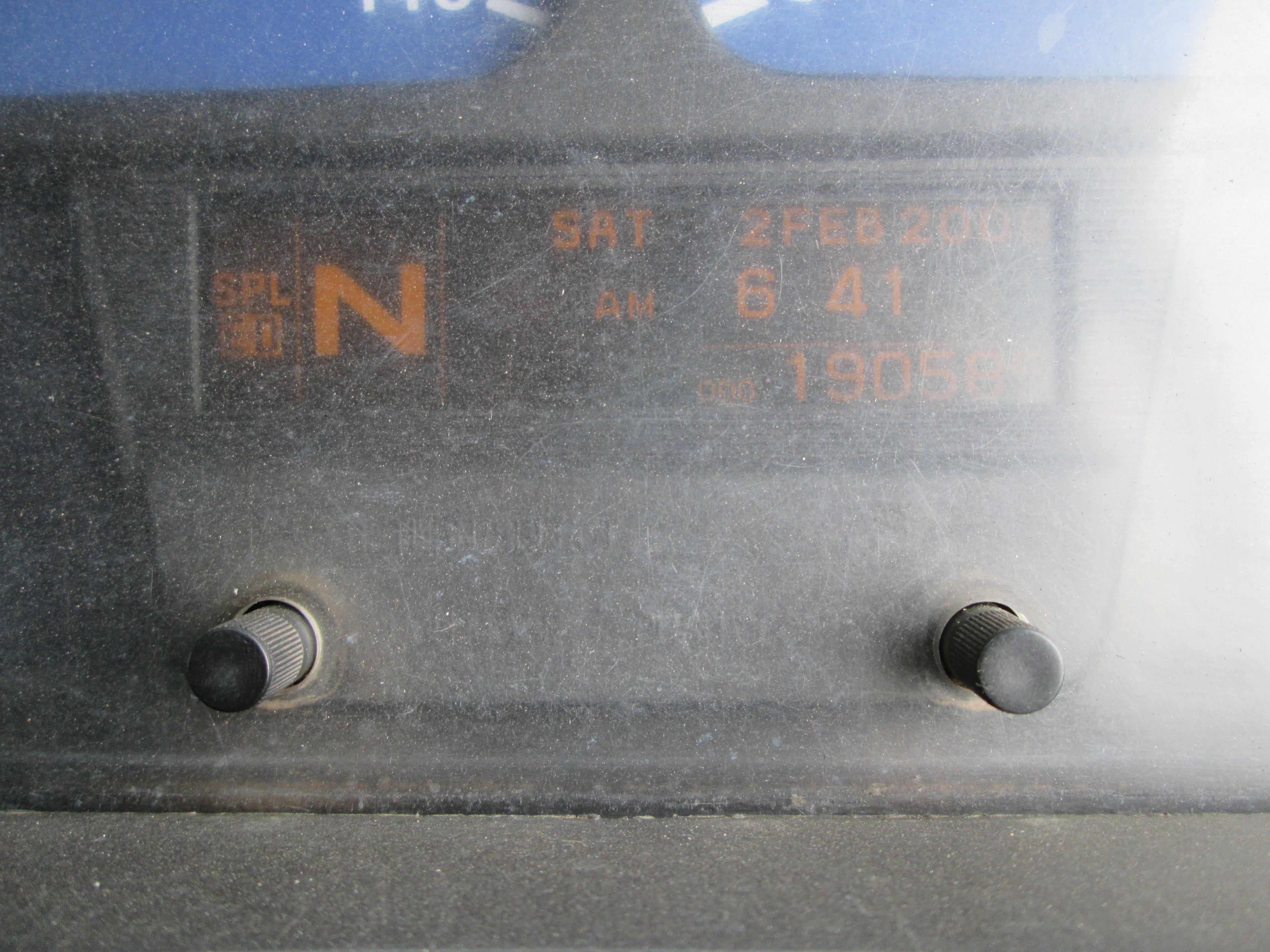 2019 UD QUON GW26-450 TRUCK TRACTOR 190585KM - Image 11