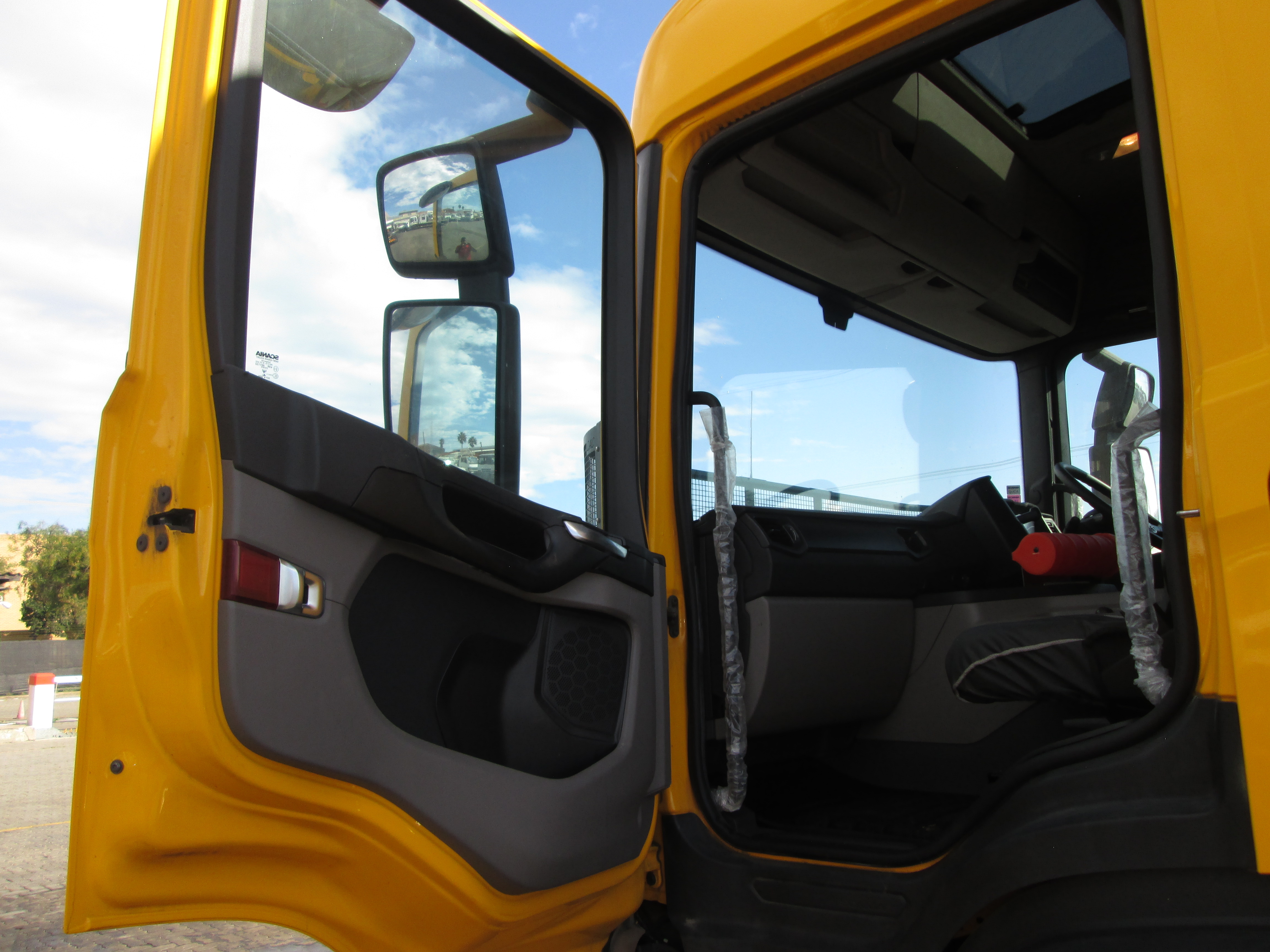 2023 Scania P410 Truck Tractor 72KM - Image 20