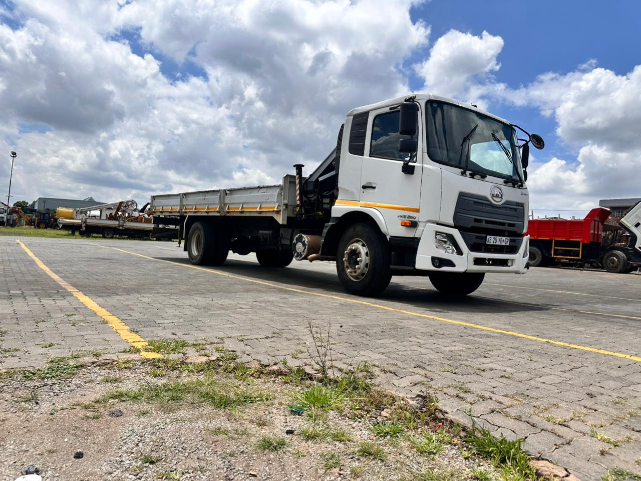 2012 UD PKE250 CRONER 8TON DROPSIDE WITH HIAB X CL 8-1