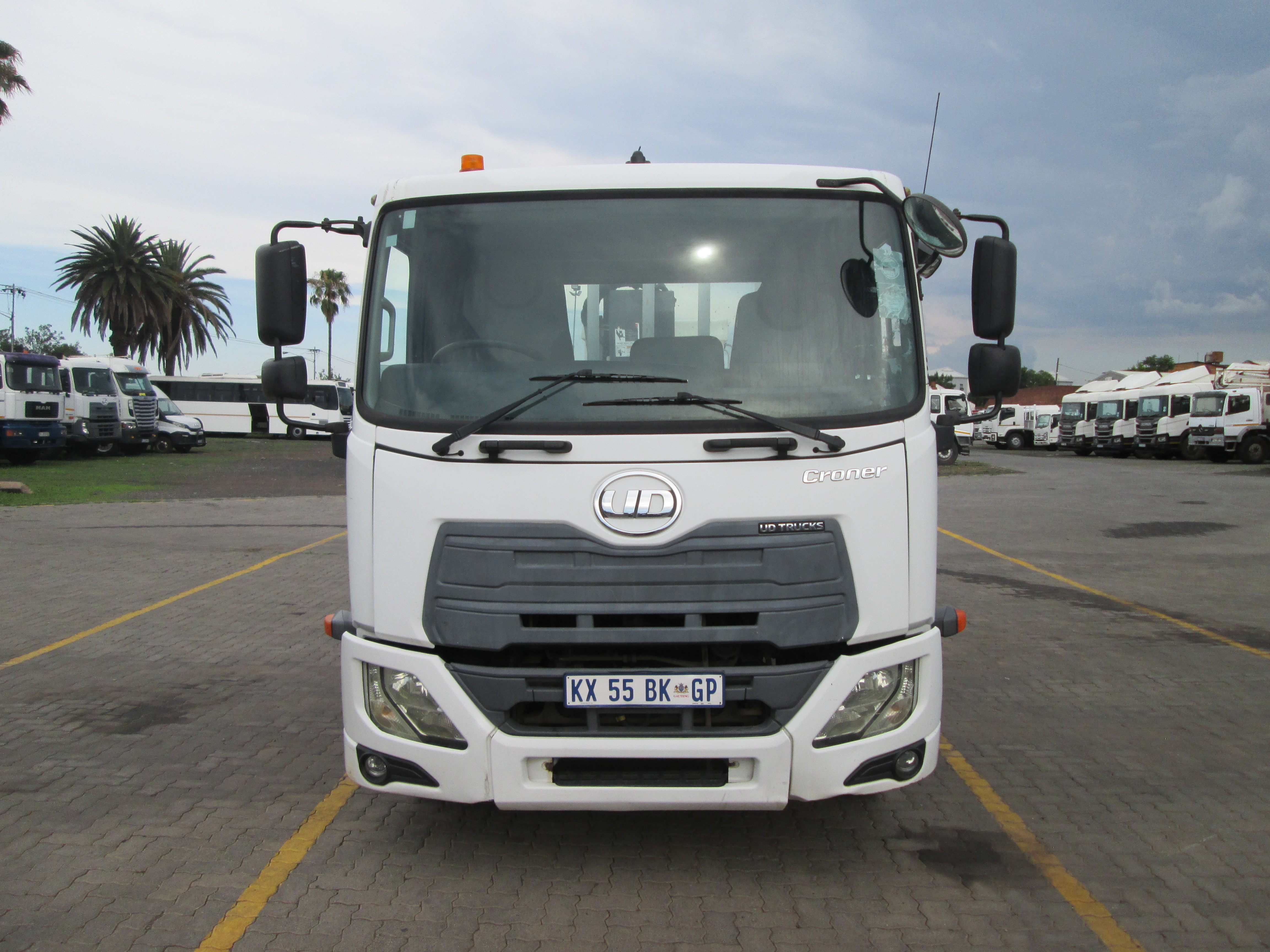 2018 UD MKE180 CRONER 12M REACH CHALLENGER 1206 VERSA EXPRESS UNIT - Image 2