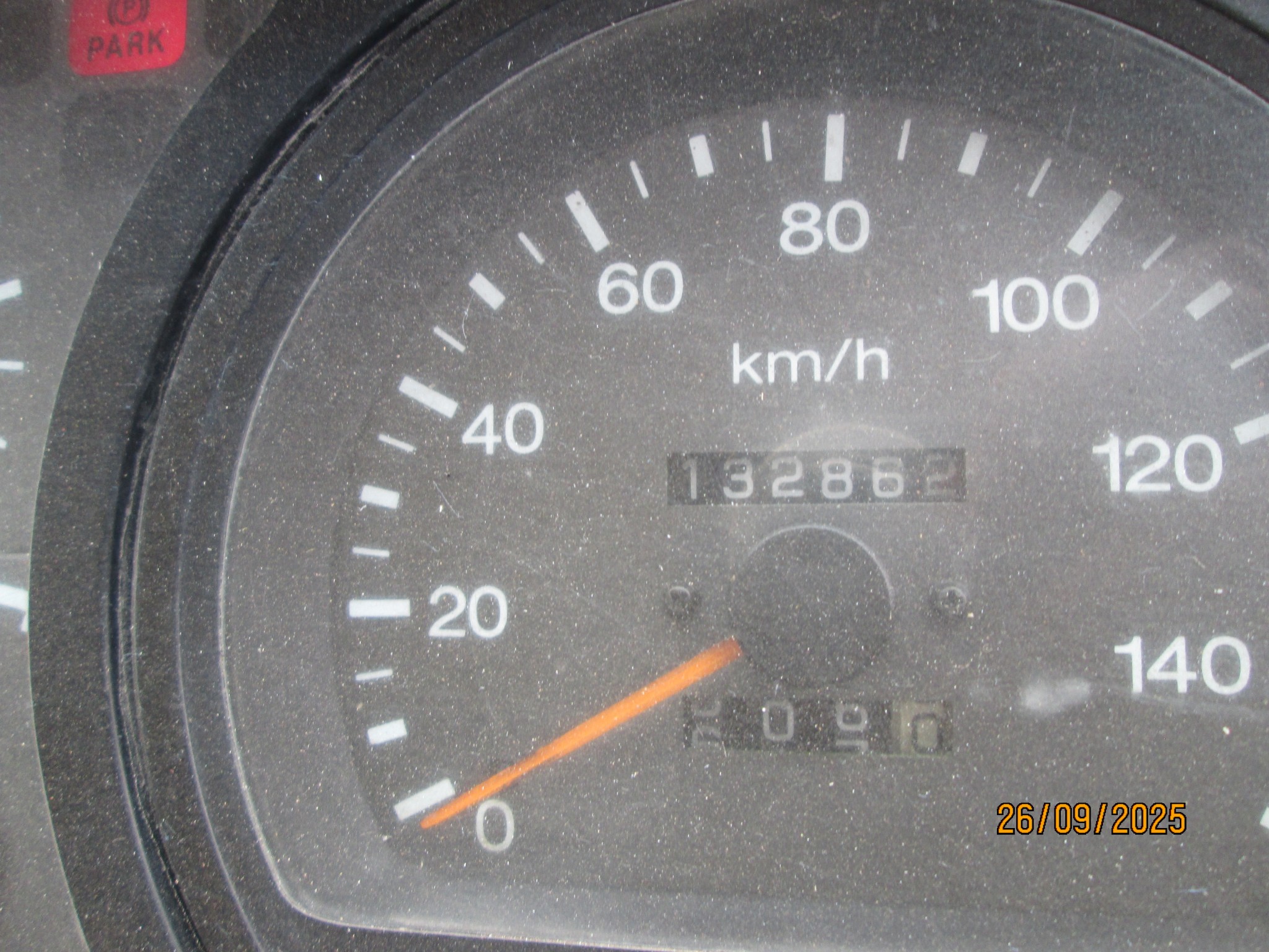 2004 UD85 6CUBE TIPPER - Image 10