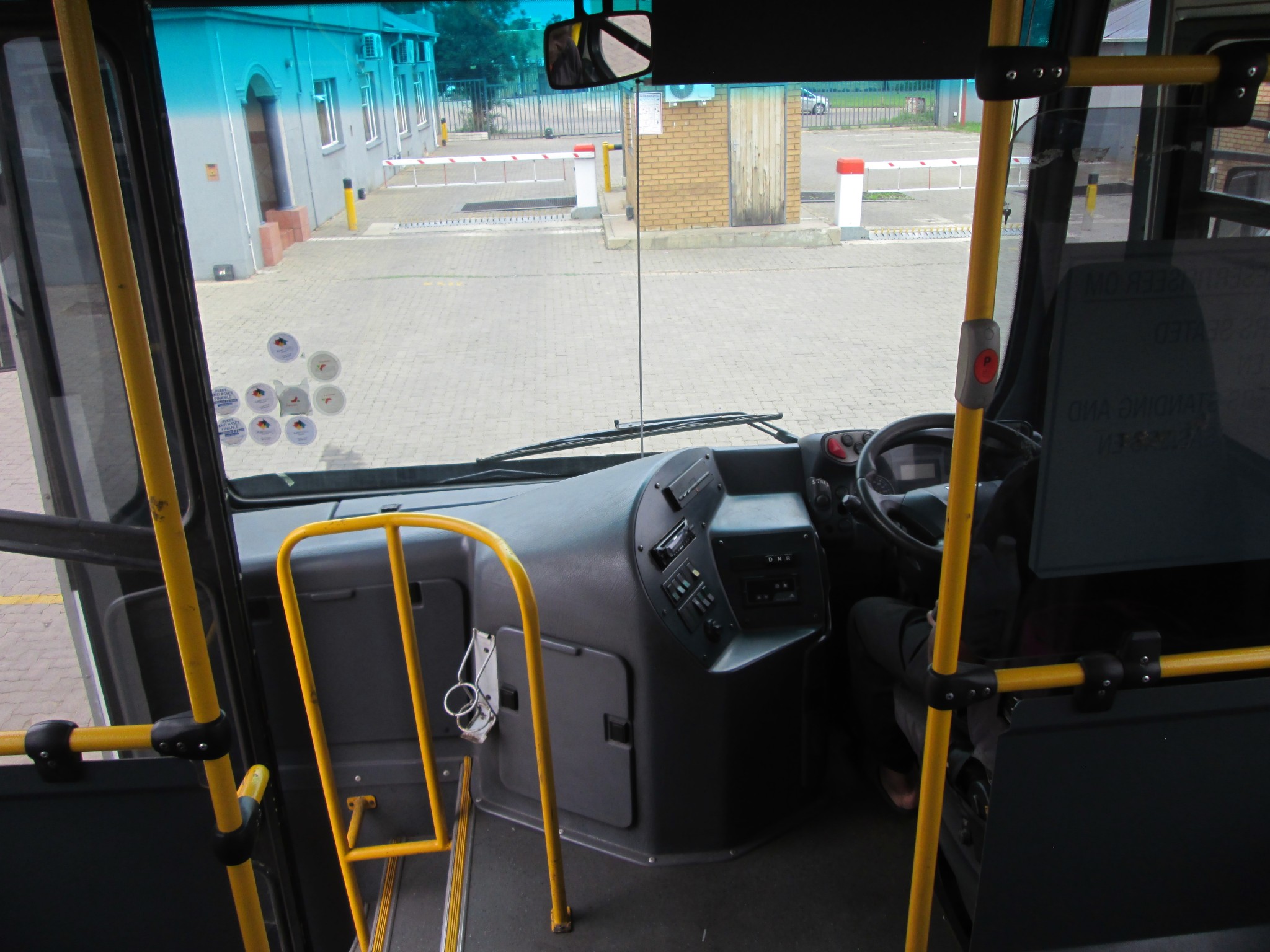 2019 IVECO AFRIWAY 18.28A 65-SEATER BUS - Image 11