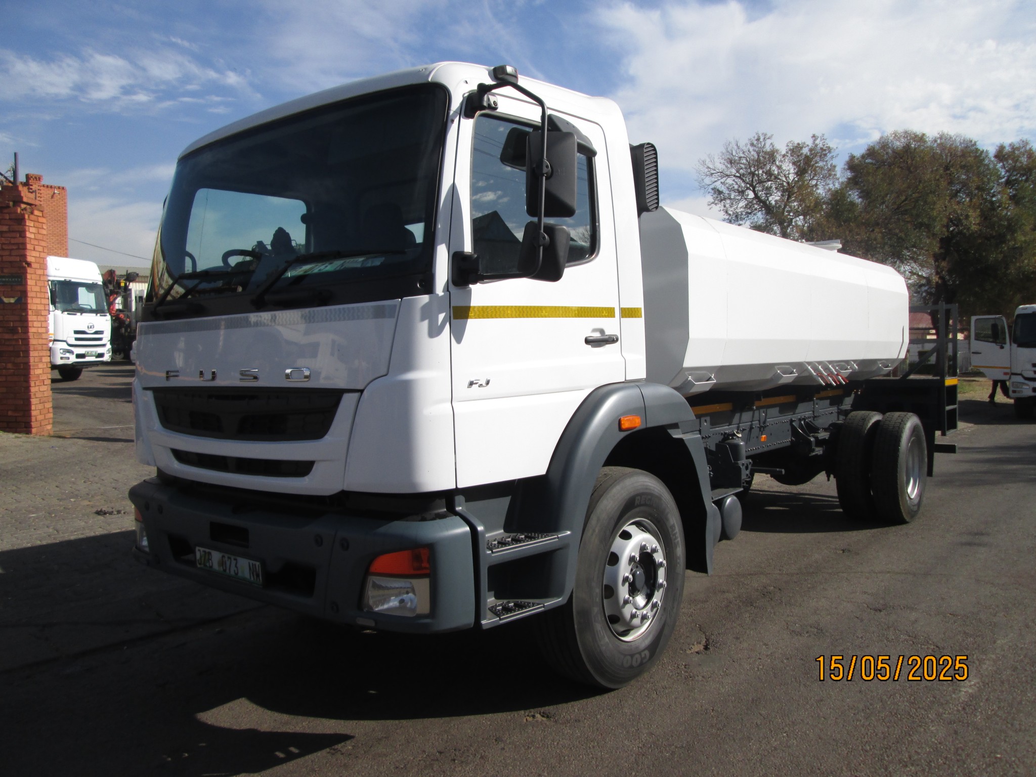 2018 FUSO FJ16-230 7000L WATER TANKER - Image 5
