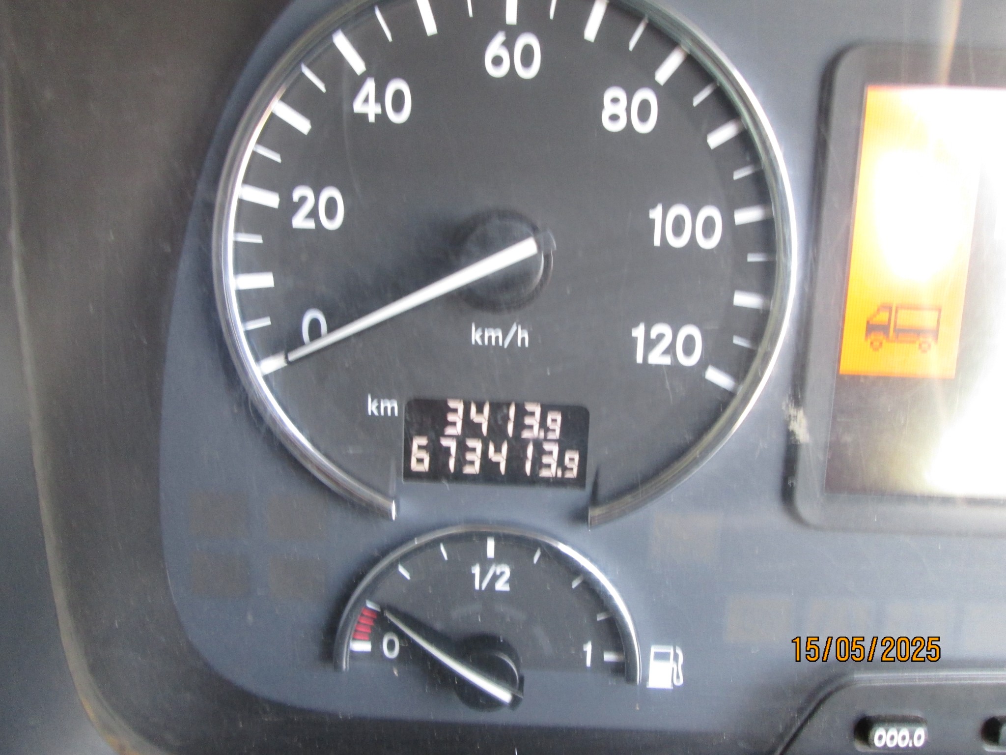 2012 MERCEDES BENZ 3344 TRUCK TRACTOR WITH PK 15500 CRANE - Image 9