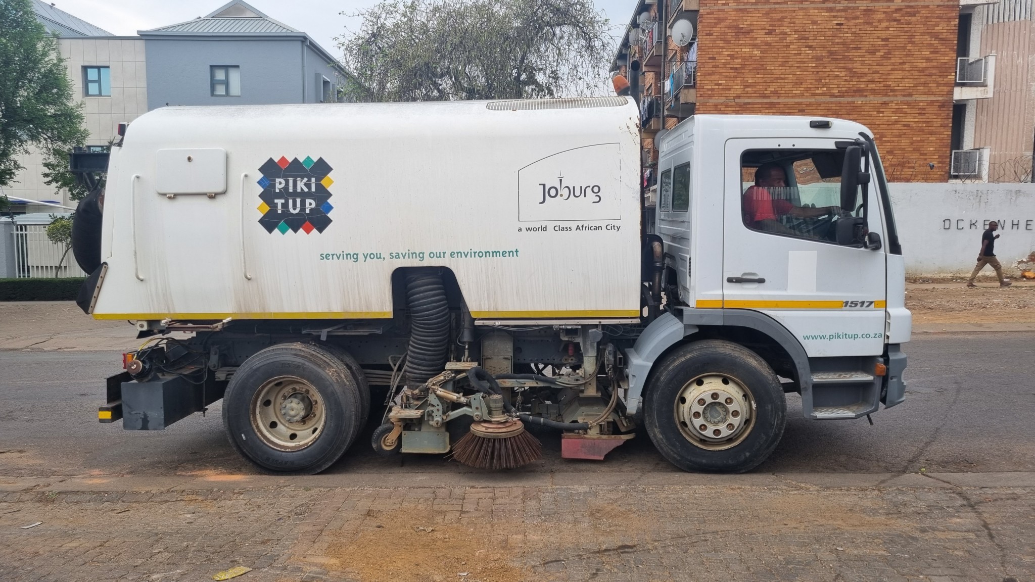 2008 MERCEDES BENZ 1517 ATEGO ROAD SWEEPER - Image 8